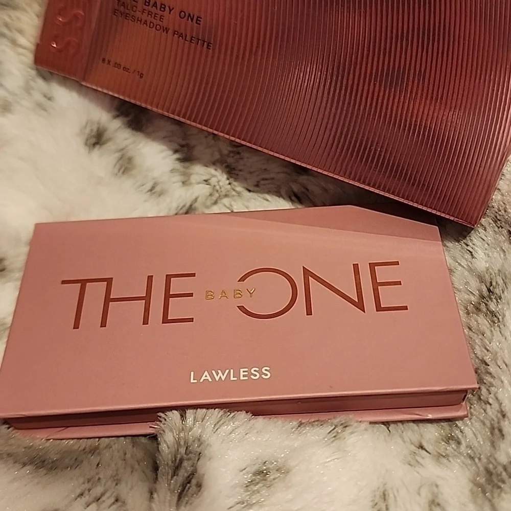 Lawless the baby one eye palaette